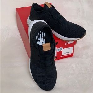 New Balance women’s athletic shoes US size 9